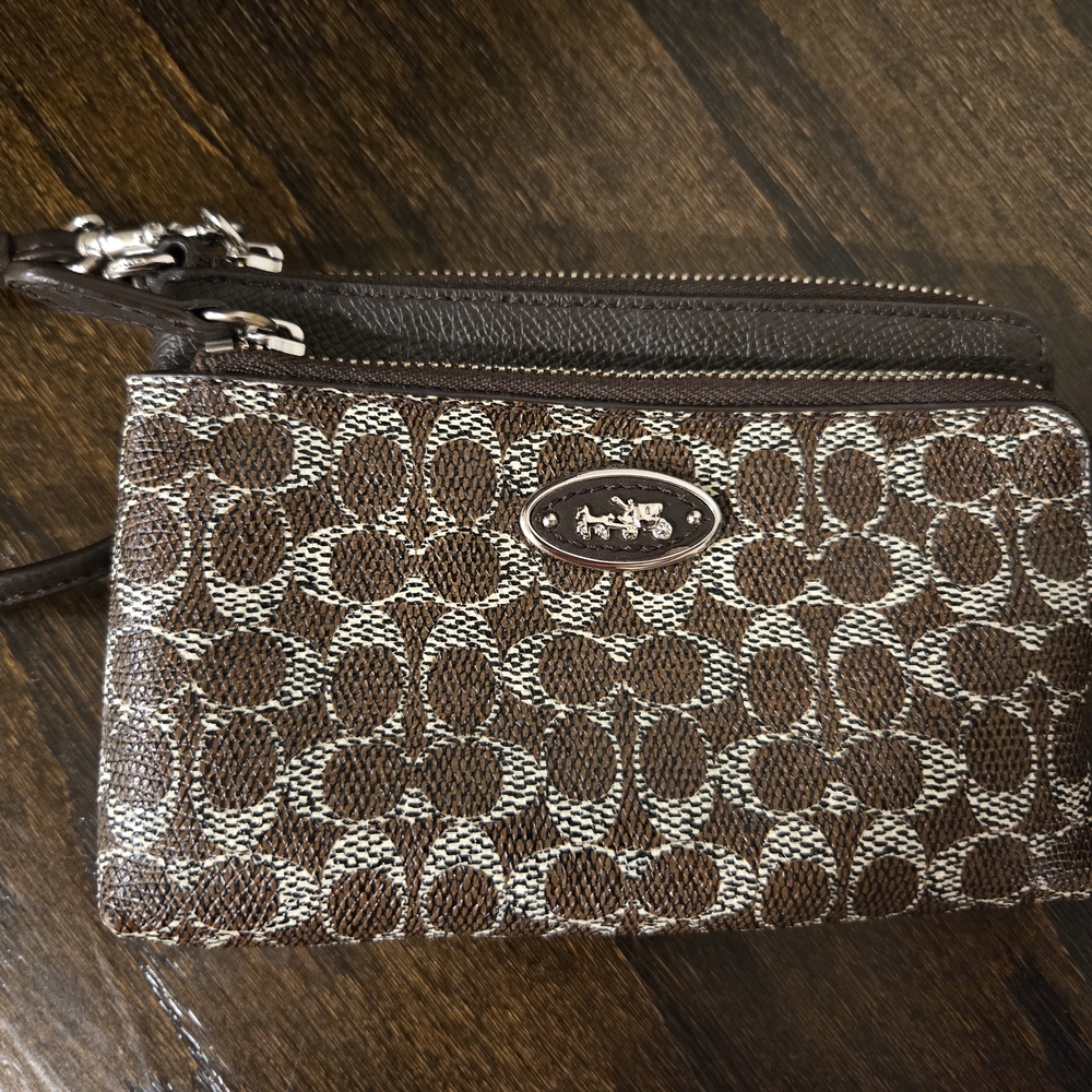 Coach Brown and Black Signature Women's Bag Set - Picture 2 of 11